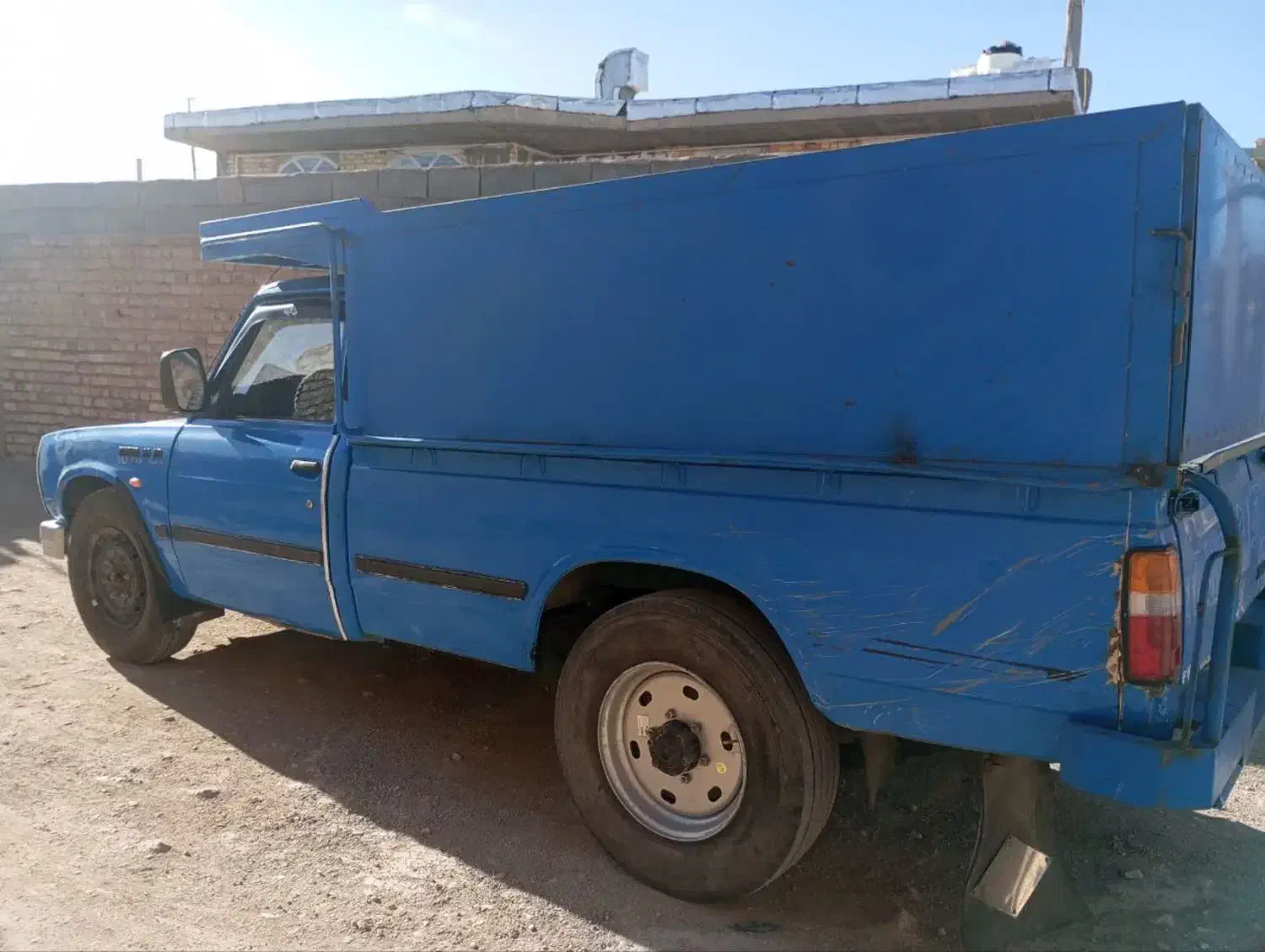 نیسان دیزل|خودرو سواری و وانت|نی‌ریز, |دیوار