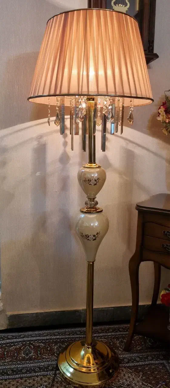 آباژور ایستاده|چراغ خواب و آباژور|اردبیل, |دیوار