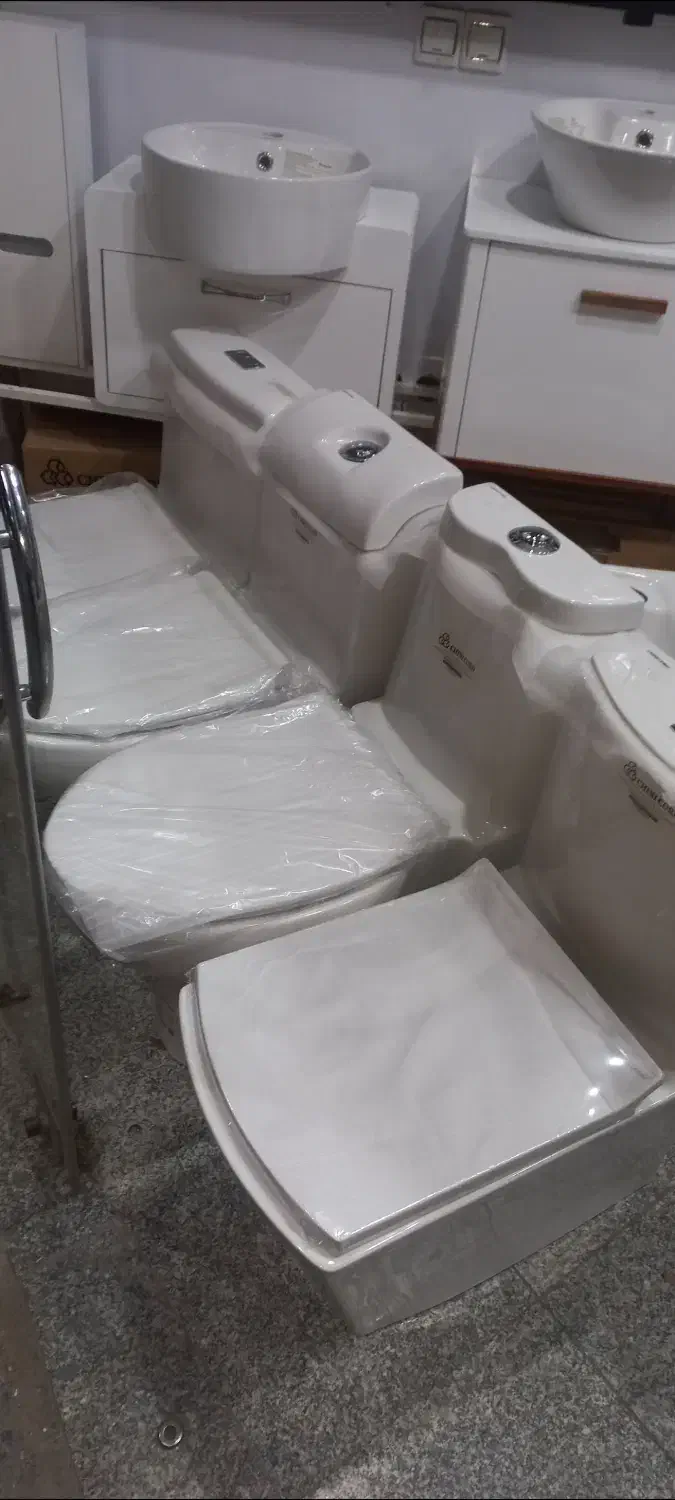 فرنگی چینی کرد با پایین ترین قیمت و بیشترین تخفیف|لوازم سرویس بهداشتی|اراک, |دیوار