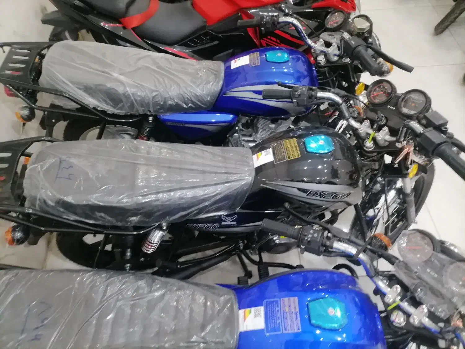 دایچی 200 صفر 404 ای‌بی‌اس|موتورسیکلت|اصفهان, شیخ طوسی|دیوار