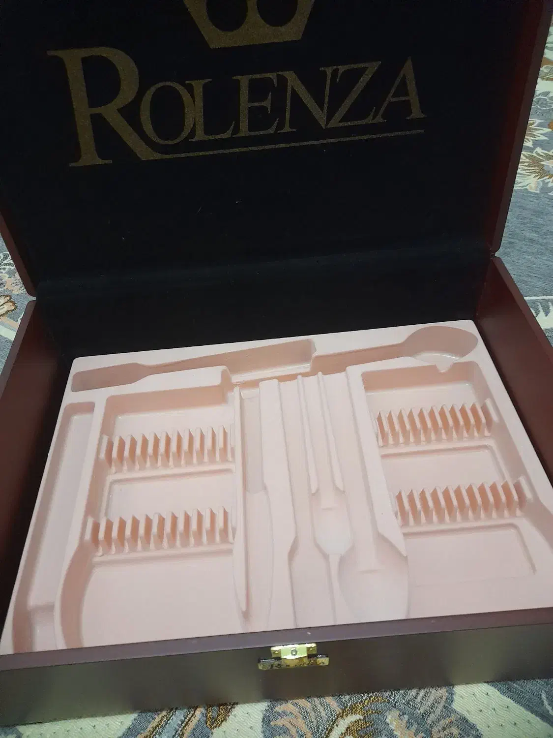 جعبه قاشق و چنگال|آب‌چکان و نظم‌دهنده ظروف|قم, قلعه صدری|دیوار