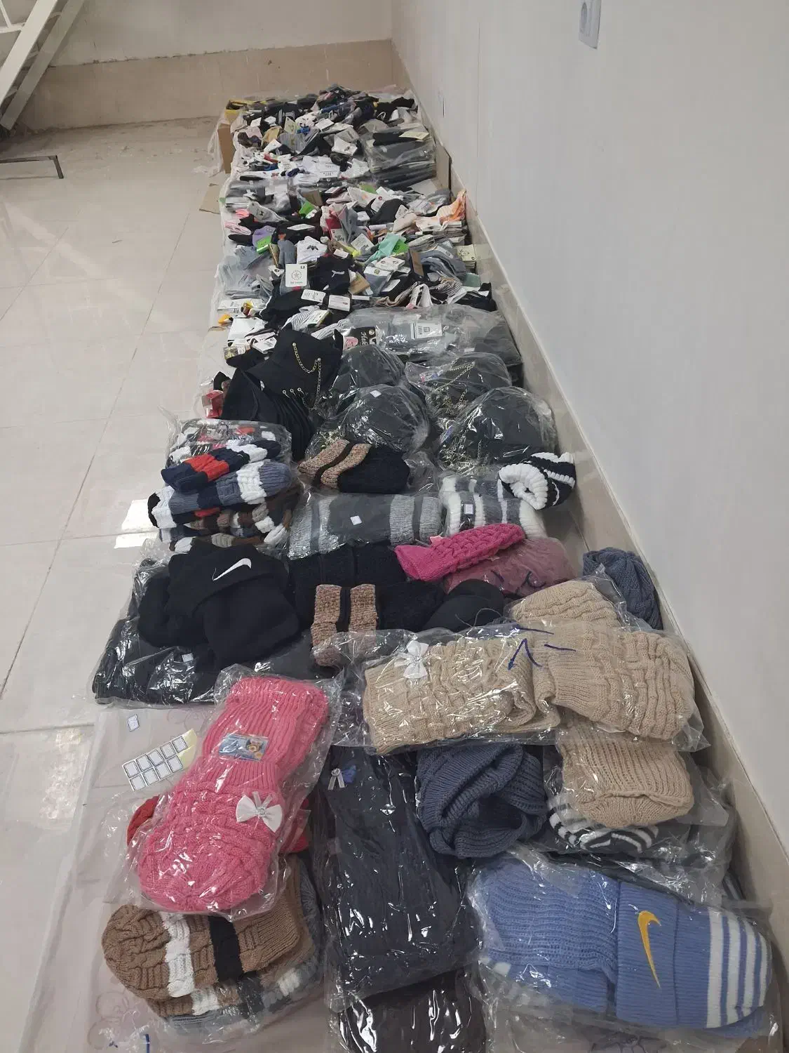 مجموعه بزرگ شهر حافظ|فروشگاه و مغازه|زاهدان, |دیوار