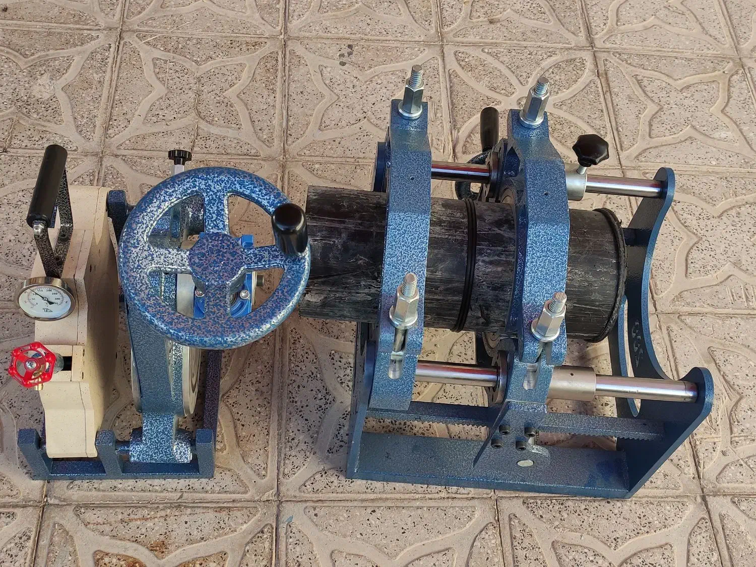 جوش لوله های پلی اتیلن با دستگاه|خدمات پیشه و مهارت|جهرم, |دیوار