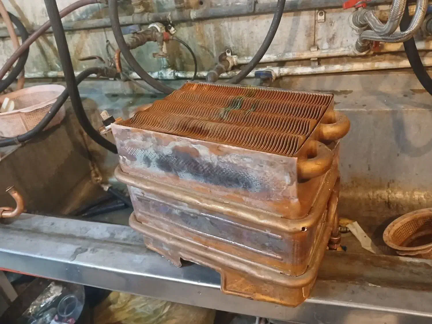 تعمیرات ابگرمکن وبخاری|خدمات پیشه و مهارت|اراک, |دیوار