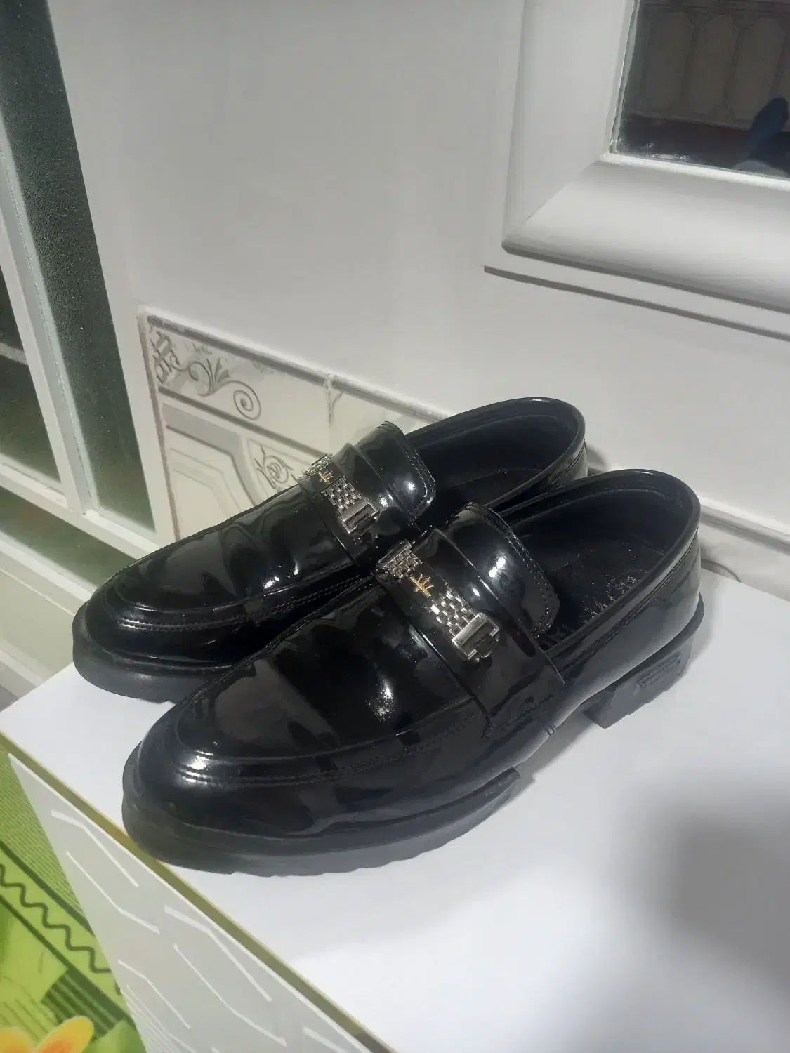 کفش مردونه|کیف، کفش، کمربند|معمولان, |دیوار