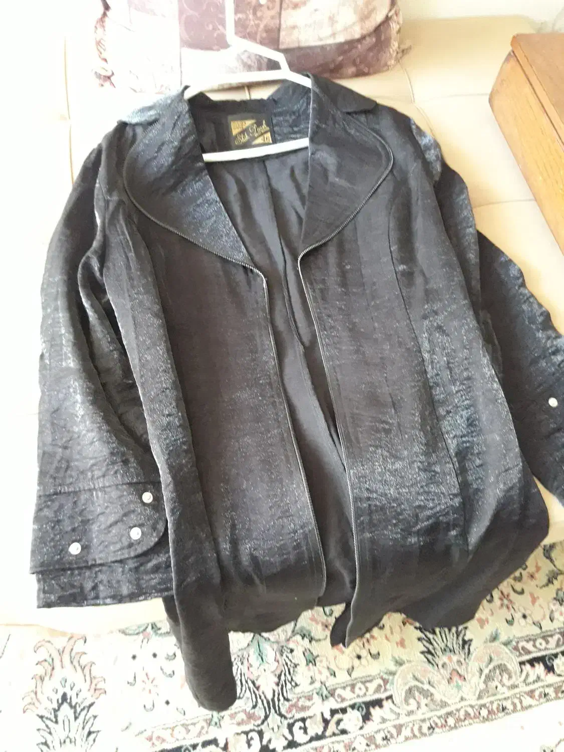 مانتو نو|لباس|نظرآباد, رسالت|دیوار