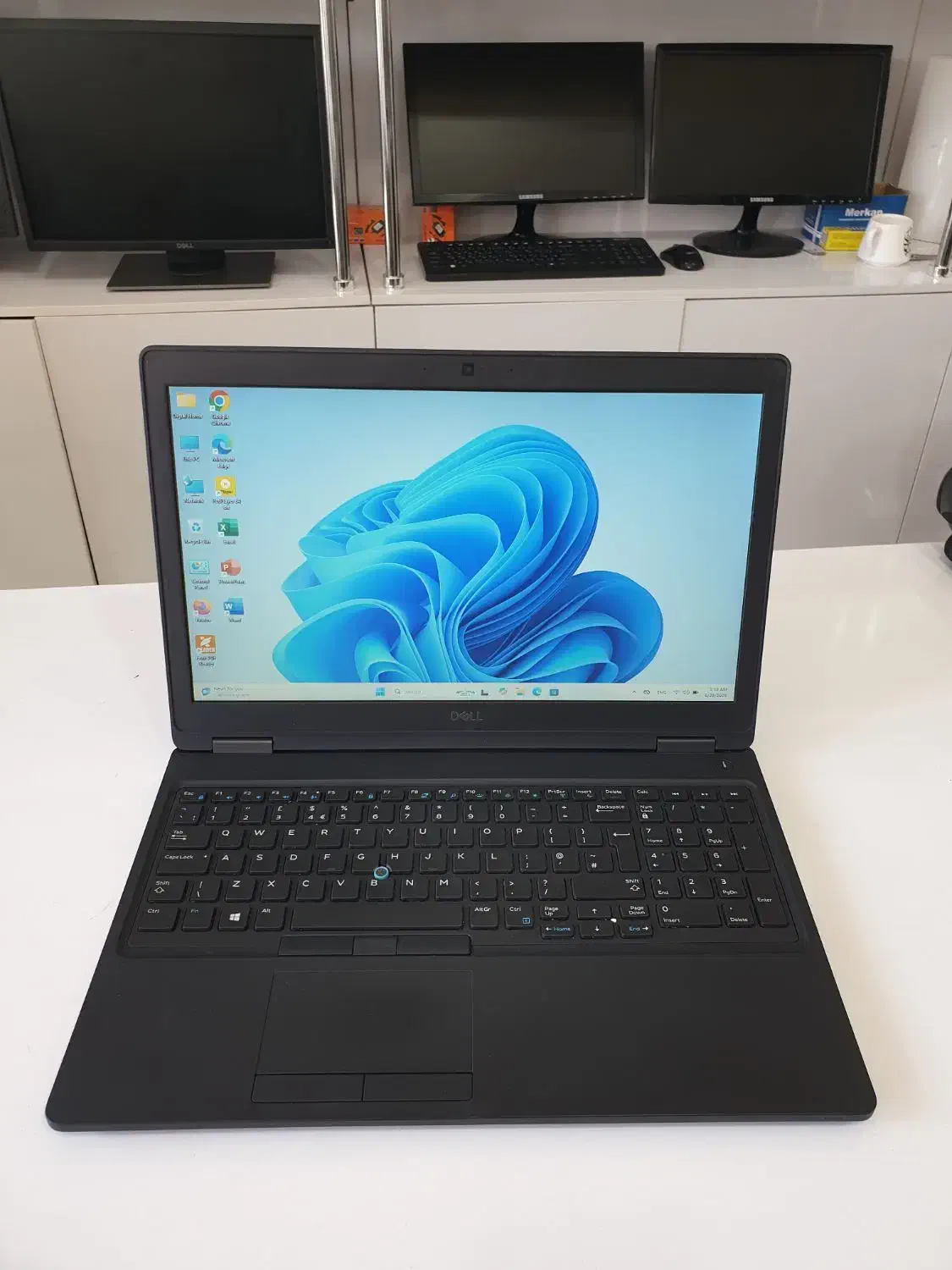DELL LATITUDE 5590 میان رده و اقتصادی|رایانه همراه|قزوین, |دیوار