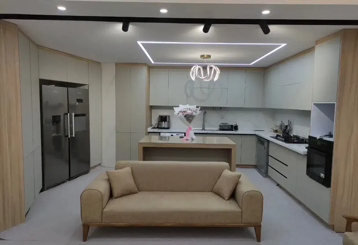 آپارتمان ۱۱۱متری/خادمی/حیاط اختصاصی|فروش آپارتمان|اصفهان, دستگرده|دیوار