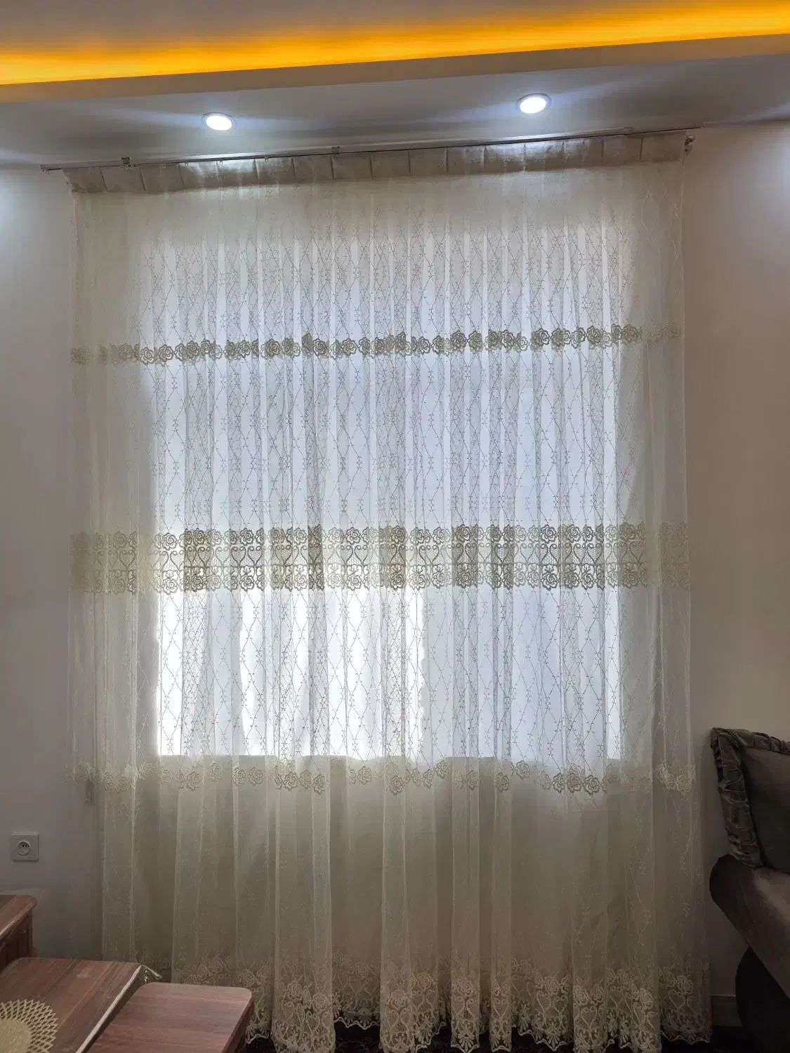 پرده|پرده، رانر، رومیزی|بهار, |دیوار