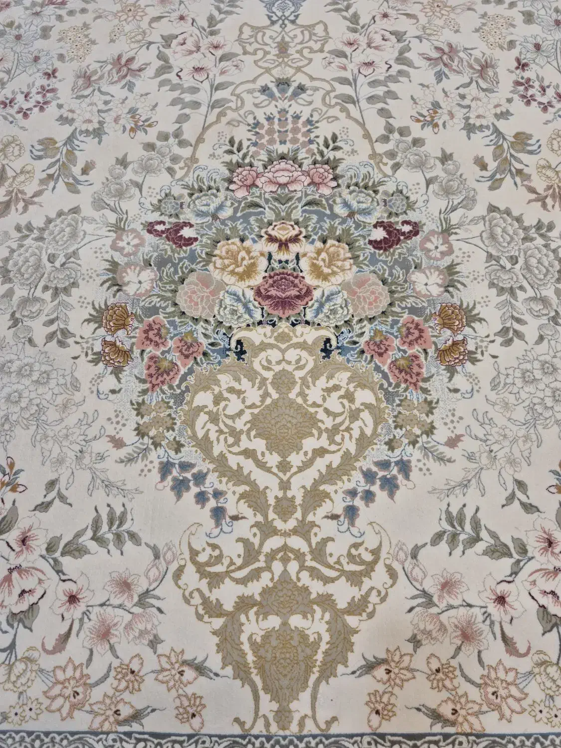 ۱ تخته فرش۴ متری گرد،۶متری و۲۴متری.گالری فرش ایران|فرش|مشهد, حجت|دیوار