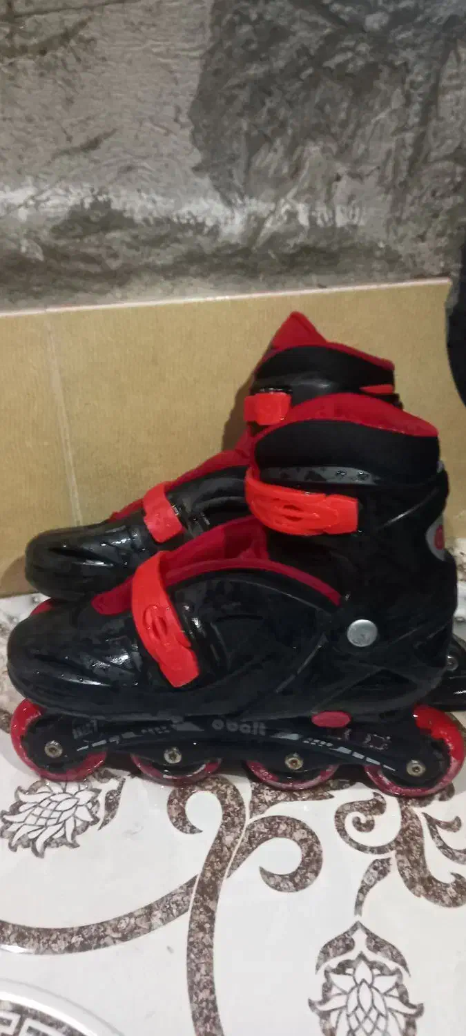 کفش اسکیت دست دوم در حد نو|تجهیزات ورزشی|منوجان, |دیوار