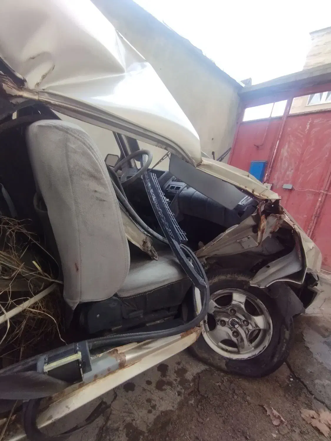 پی کی مدل 85|خودرو سواری و وانت|سقز, |دیوار