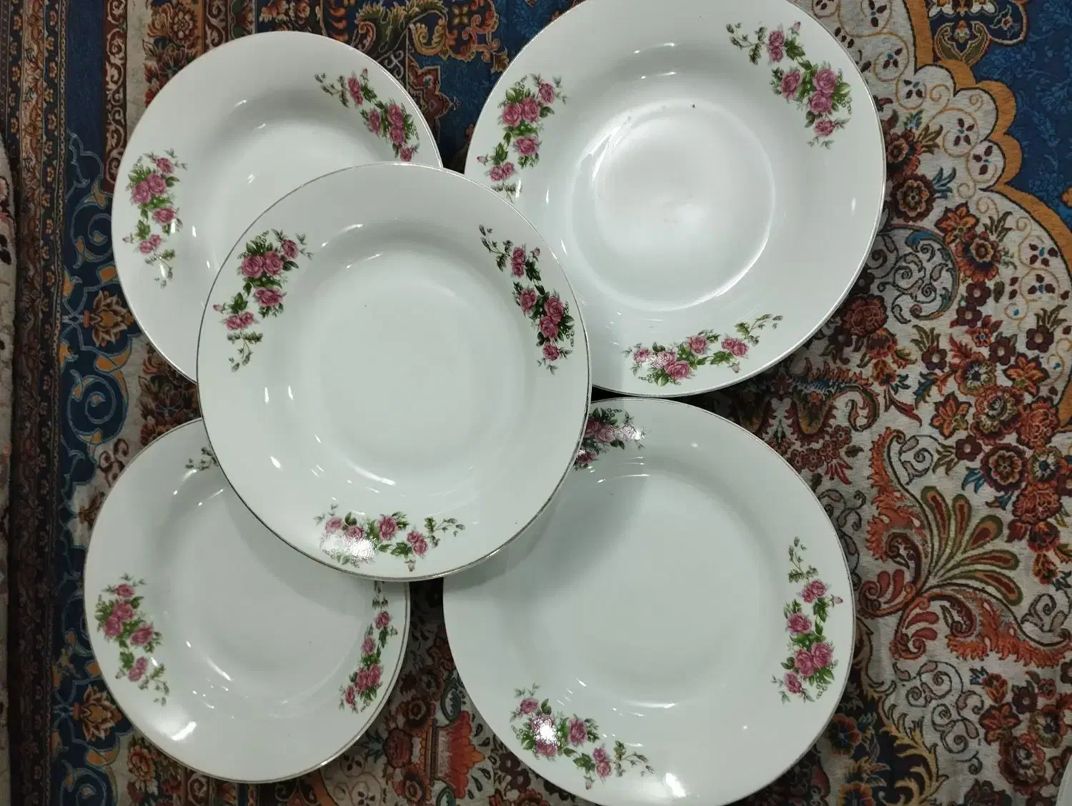 ظروف چینی قدیمی|کلکسیون اشیاء عتیقه|اراک, |دیوار