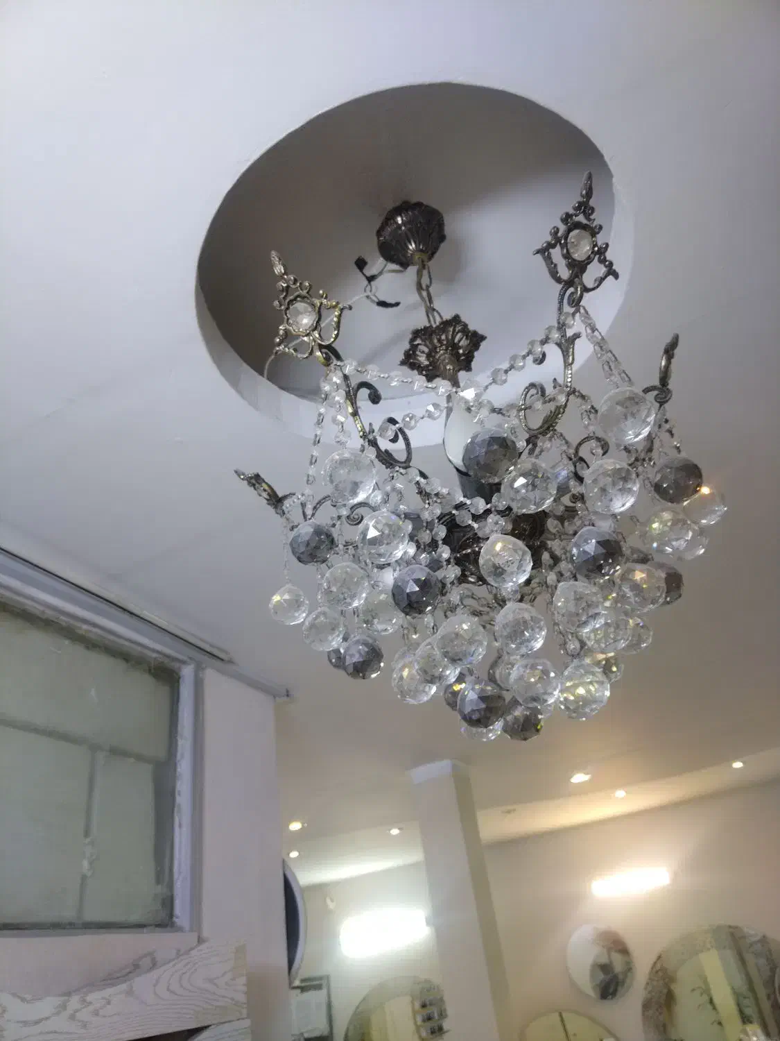 لوستر|لوستر و چراغ آویز|مشهد, گلبرگ شمالی|دیوار