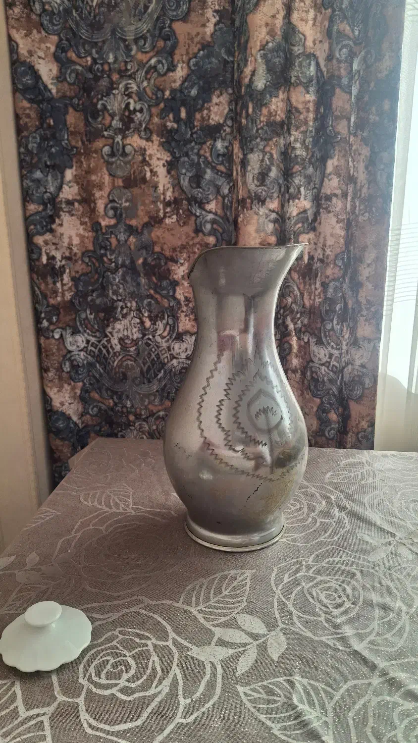 پارچ قدیمی مسی ۵۰ ساله تو پر|ظروف سرو و پذیرایی|اهر, |دیوار