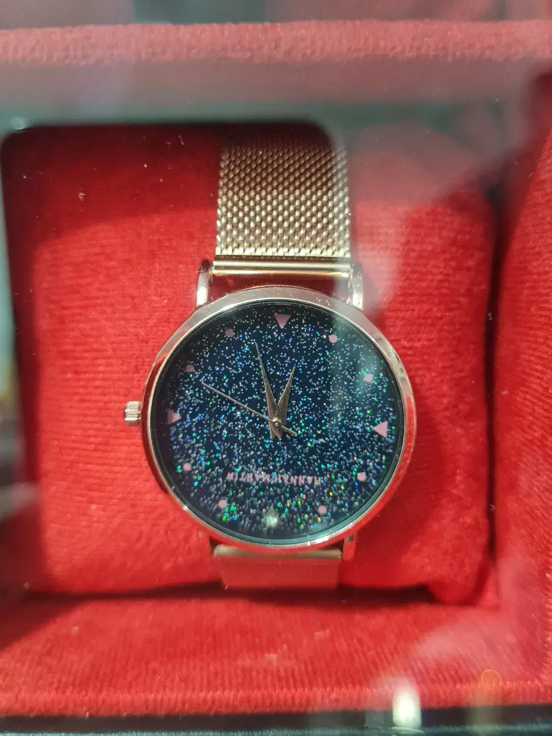 ساعت ، عود ، ادکلن و انواع اکسسوری|زیورآلات و اکسسوری|سنندج, |دیوار