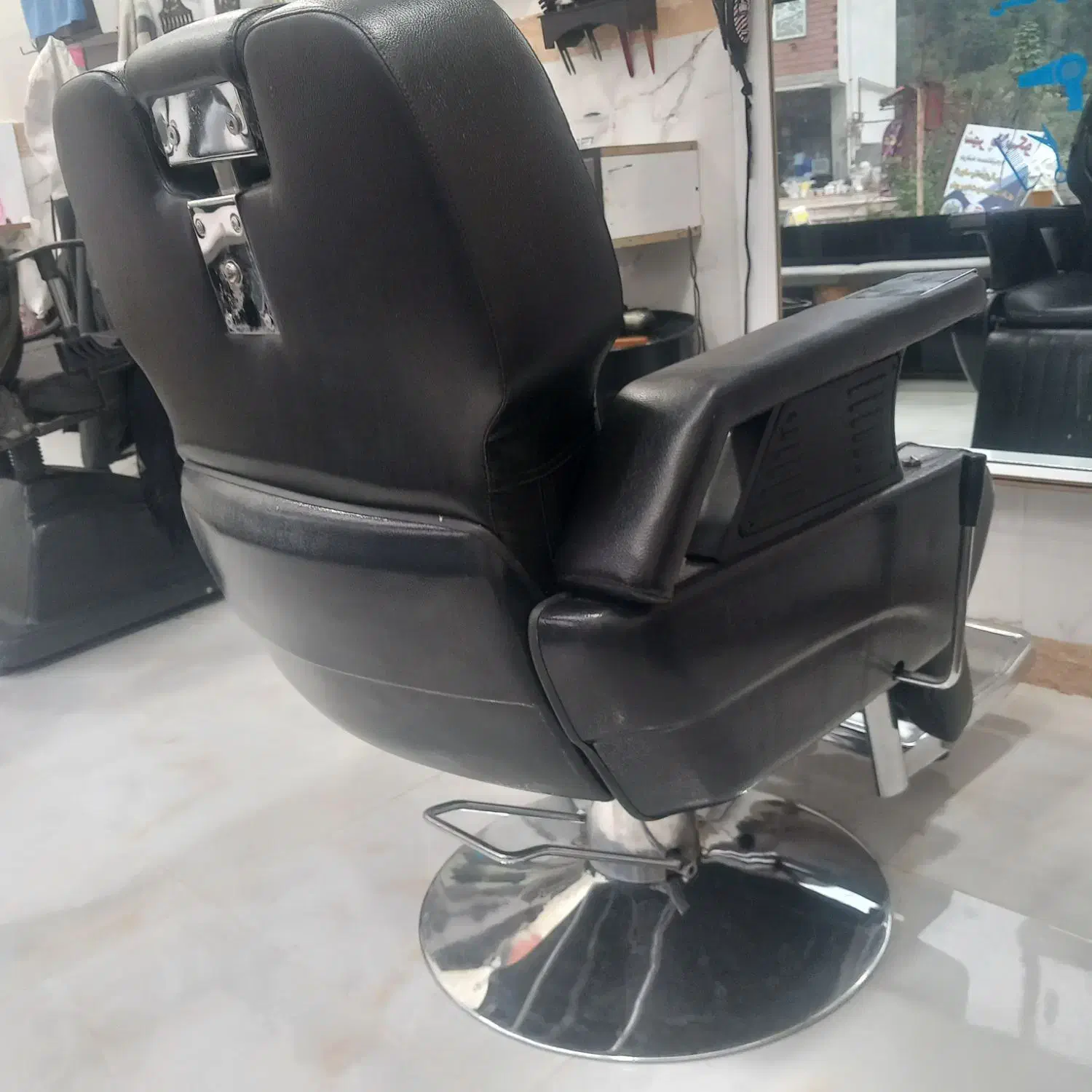 فروش صندلی پدالی جک دار|آرایشگاه و سالن‌های زیبایی|اسالم, |دیوار