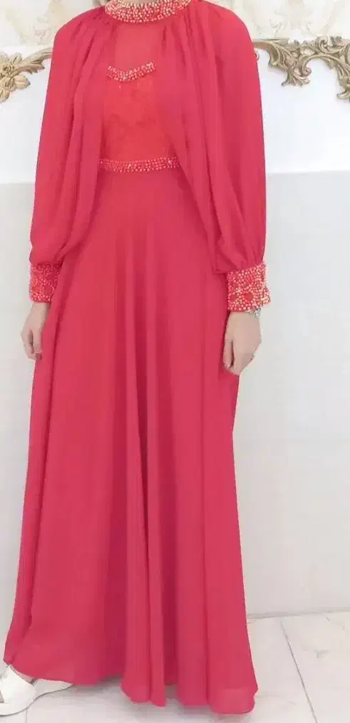 لباس مجلسی در حد نو کاملا سالم چند پوشیده شده|لباس|مرند, |دیوار