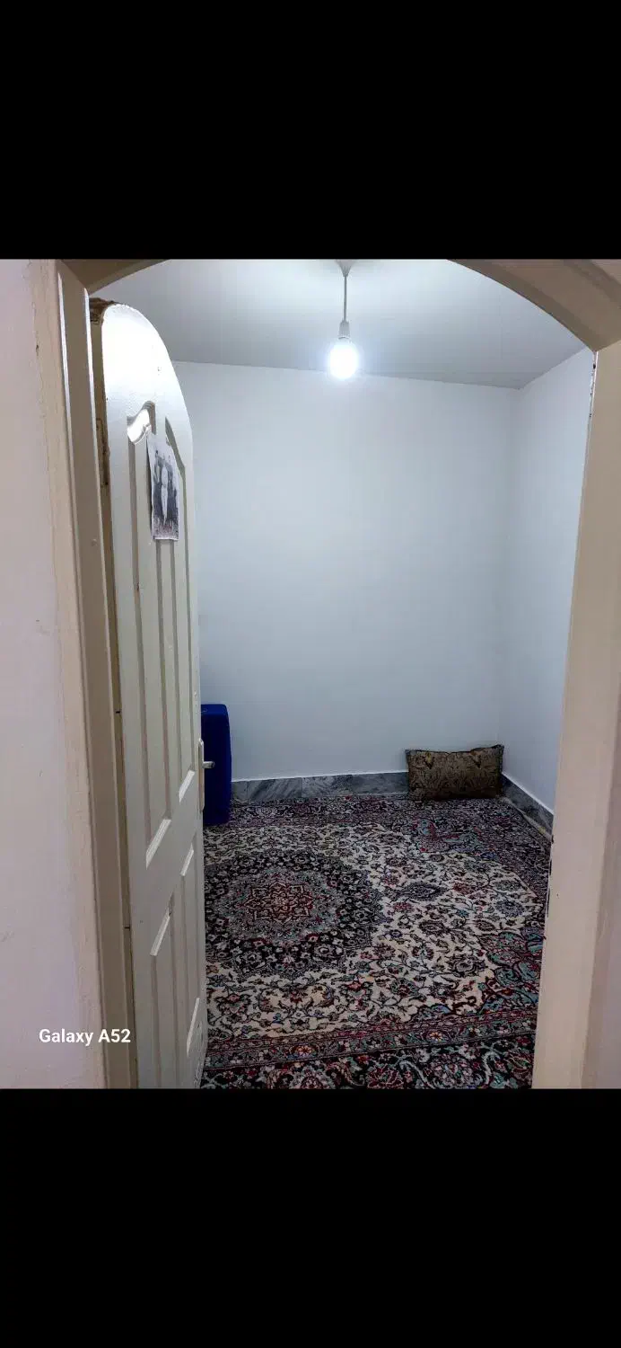 اپارتمان ۶۰متری حاشیه ملک ۸متر|فروش آپارتمان|مشهد, انقلاب|دیوار