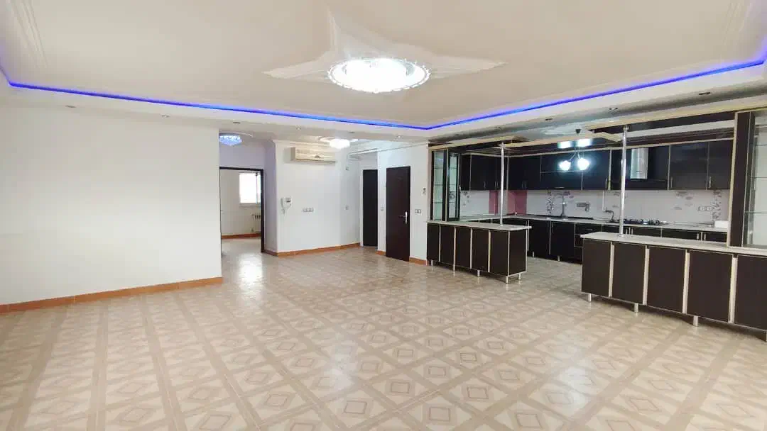 فروش آپارتمان/132متری/سنددار/بر اصلی خ پیام نور|فروش آپارتمان|رشت, گیل|دیوار