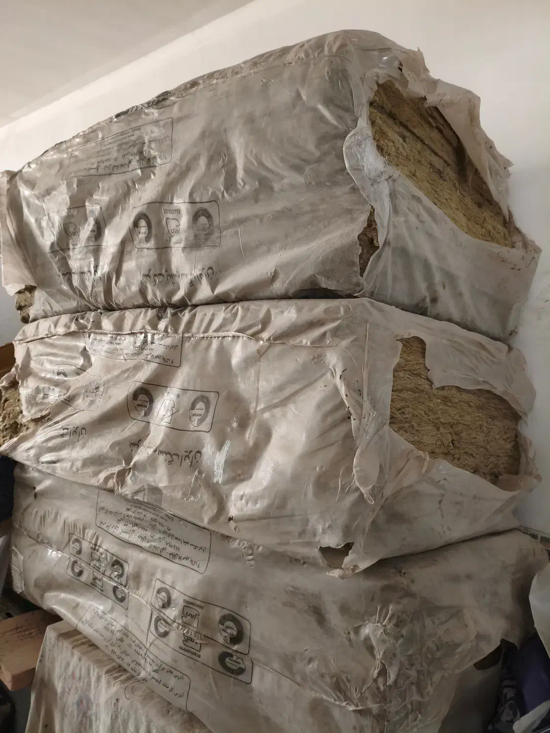 پشم سنگ و عایق پلاست|مصالح و تجهیزات ساختمان|کرمان, |دیوار