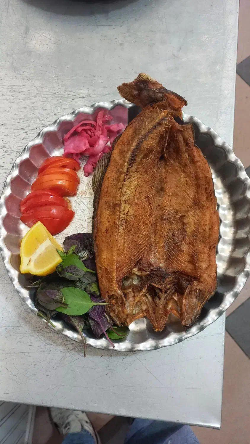 پیک موتوری همراه با موتور|استخدام خدمات فروشگاه و رستوران|کوهدشت, |دیوار