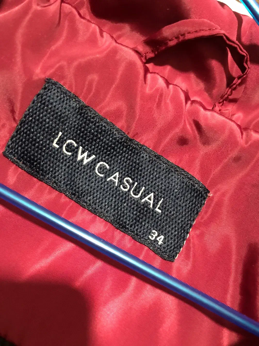 بارانی|لباس|سهند, |دیوار