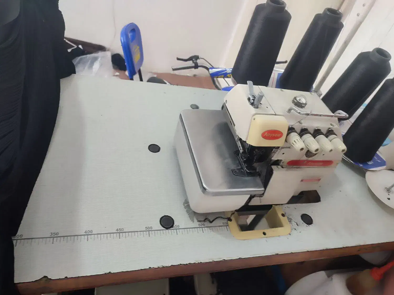 زیگزال چهارنح سالم با دوخت تمیز|چرخ خیاطی و ریسندگی|ابهر, |دیوار