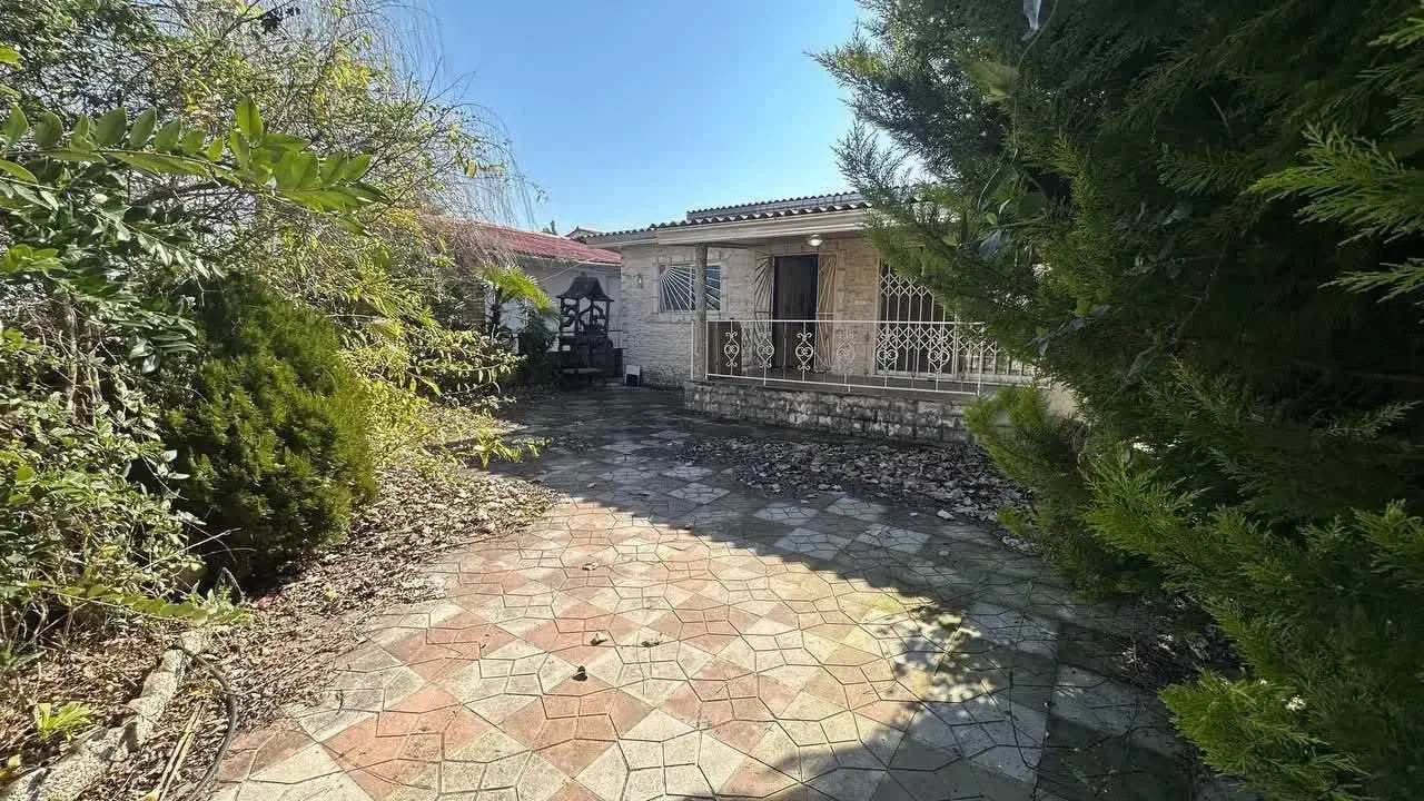 ویلاباغ کاسبی نیاز به بازسازی با سند*فقط پول زمین*|فروش زمین و ملک کلنگی|امامزاده عبدالله, |دیوار