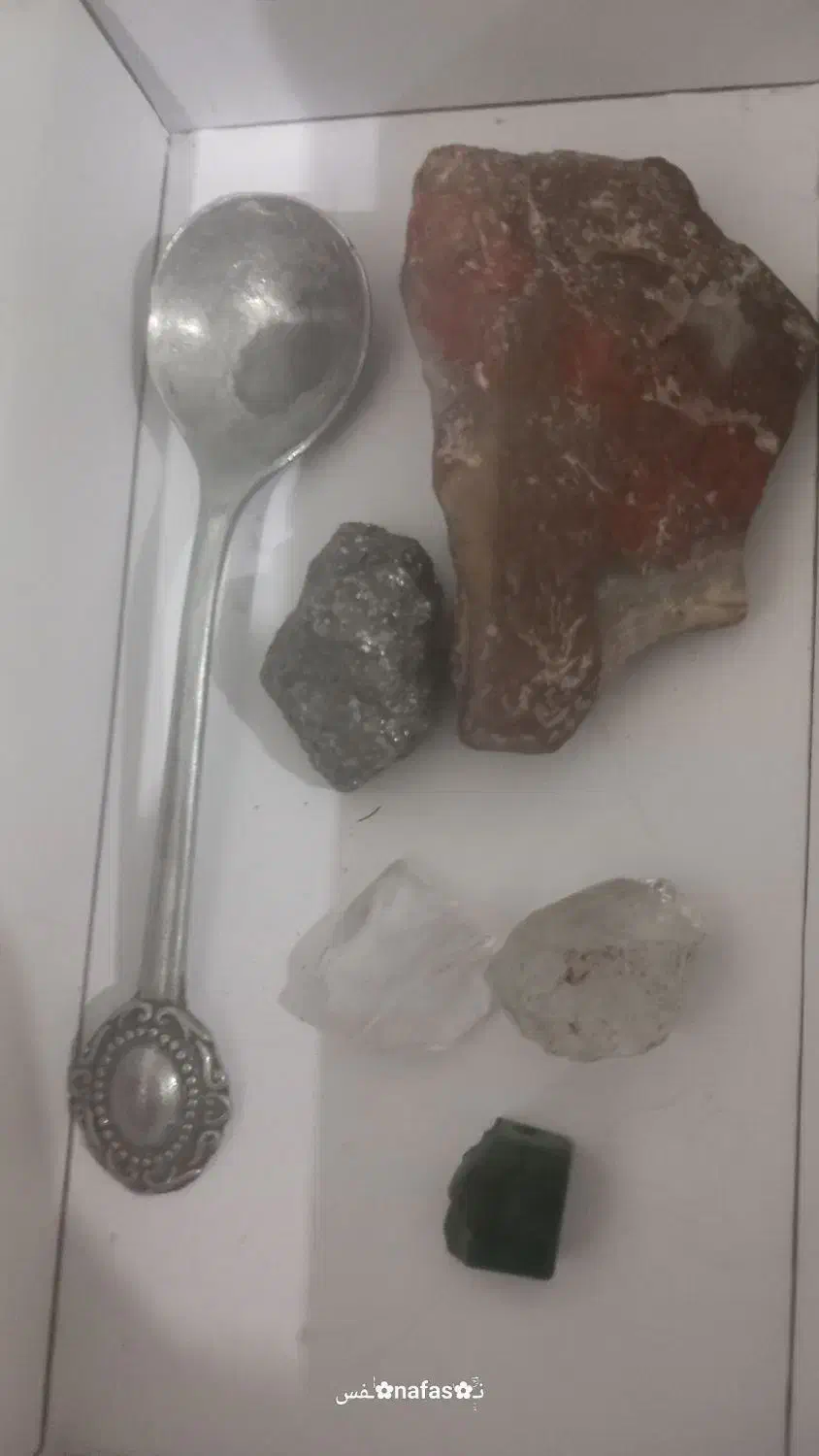 قاشق عتیقه نقره وچندتاسنگ قیمتی|کلکسیون اشیاء عتیقه|کرمانشاه, |دیوار