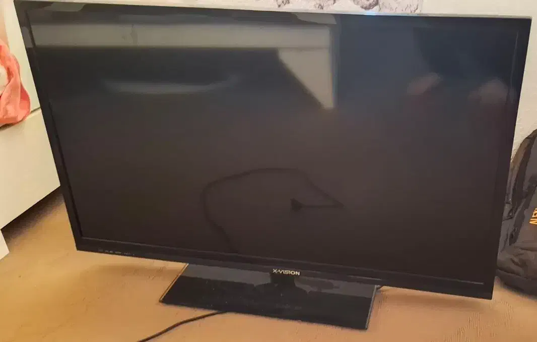 تلویزیون ایکس ویژن|تلویزیون و پروژکتور|بندر انزلی, مسکن مهر|دیوار