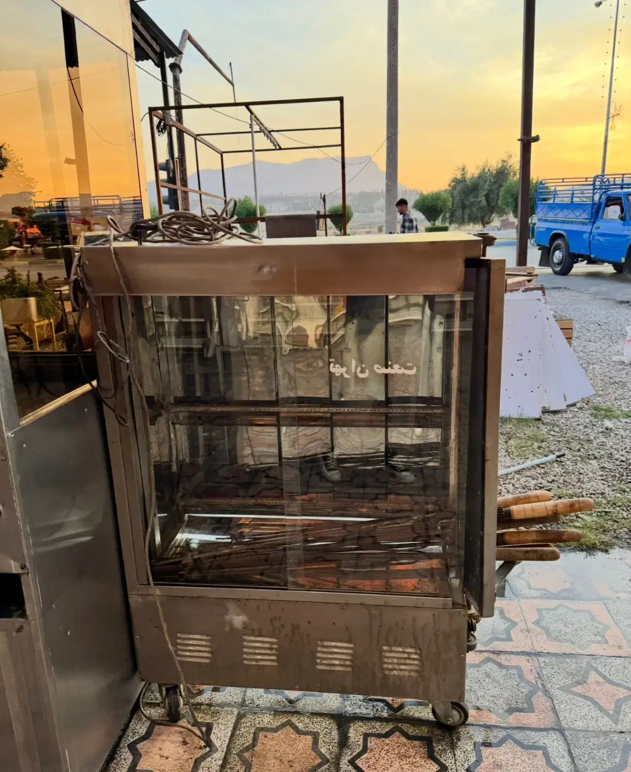 فروشی|کافی‌شاپ و رستوران|لنجان, |دیوار