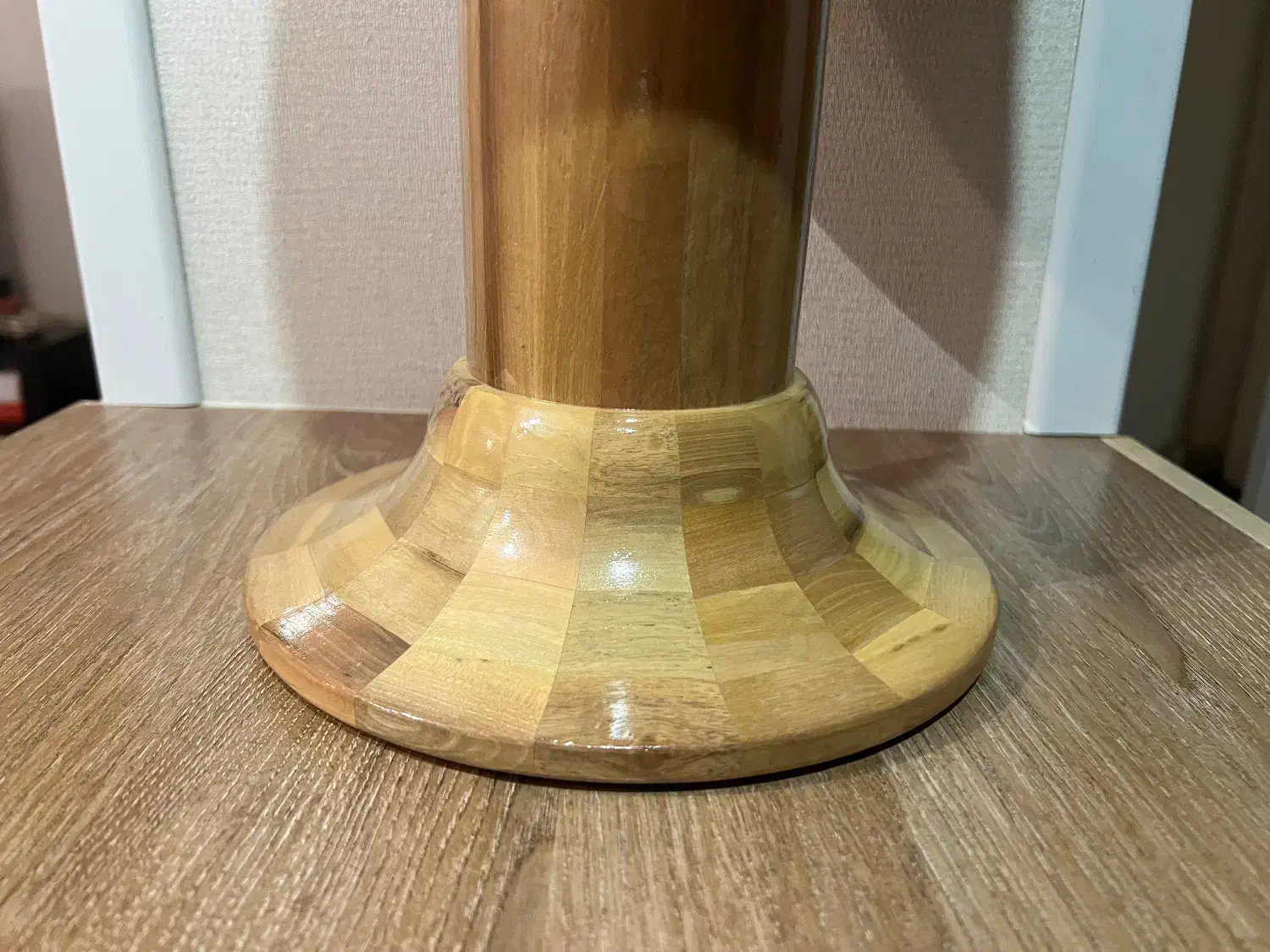 تمبک|سازهای سنتی|اصفهان, بهارستان|دیوار