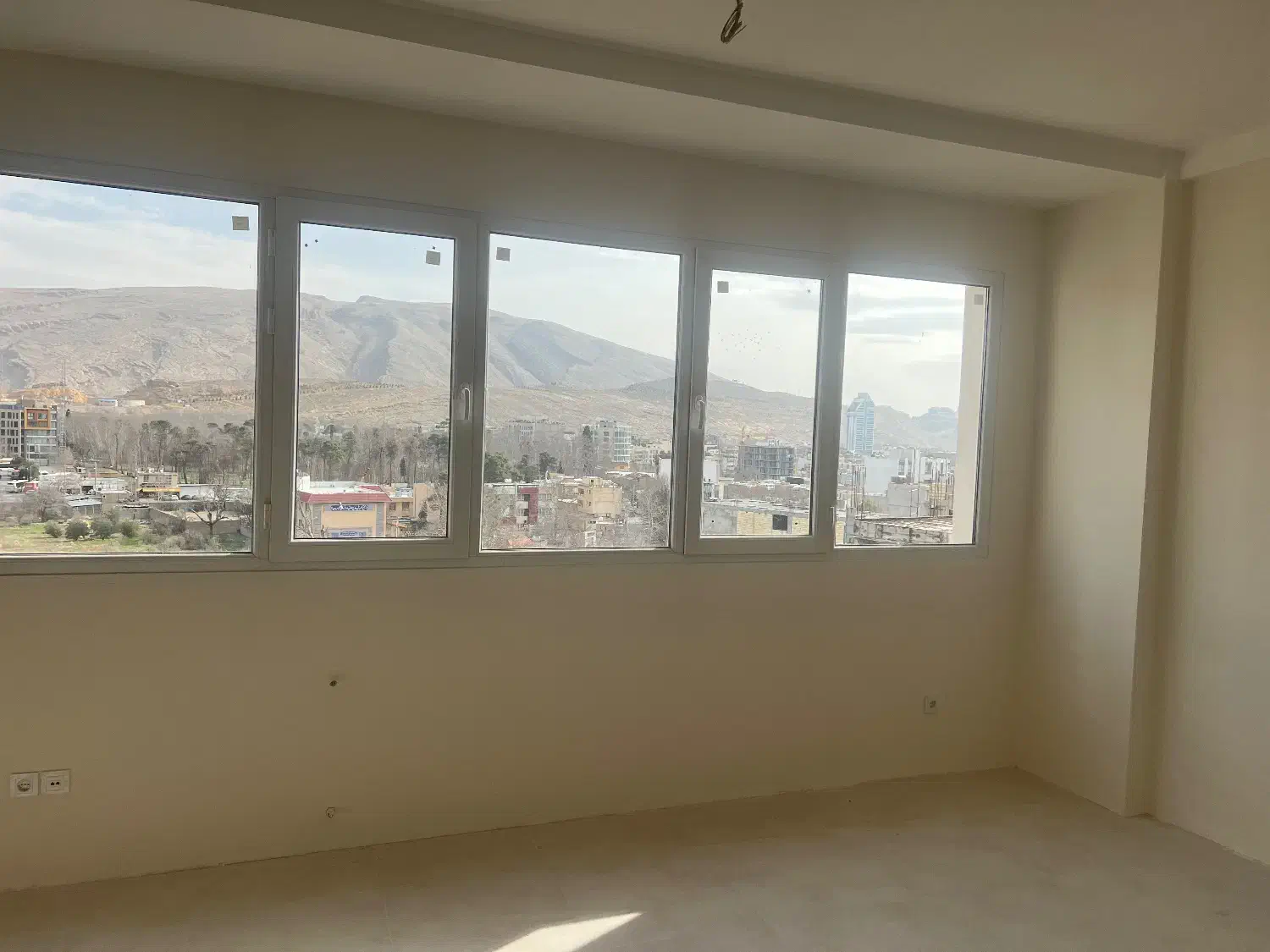 رهن‌|اجارهٔ آپارتمان|شیراز, میرزاکوچک خان|دیوار