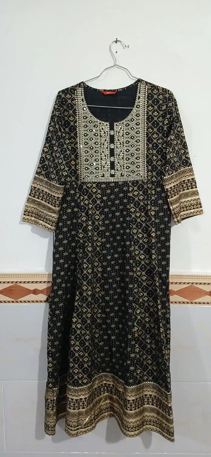 پیراهن سنتی|لباس|گرگان, |دیوار