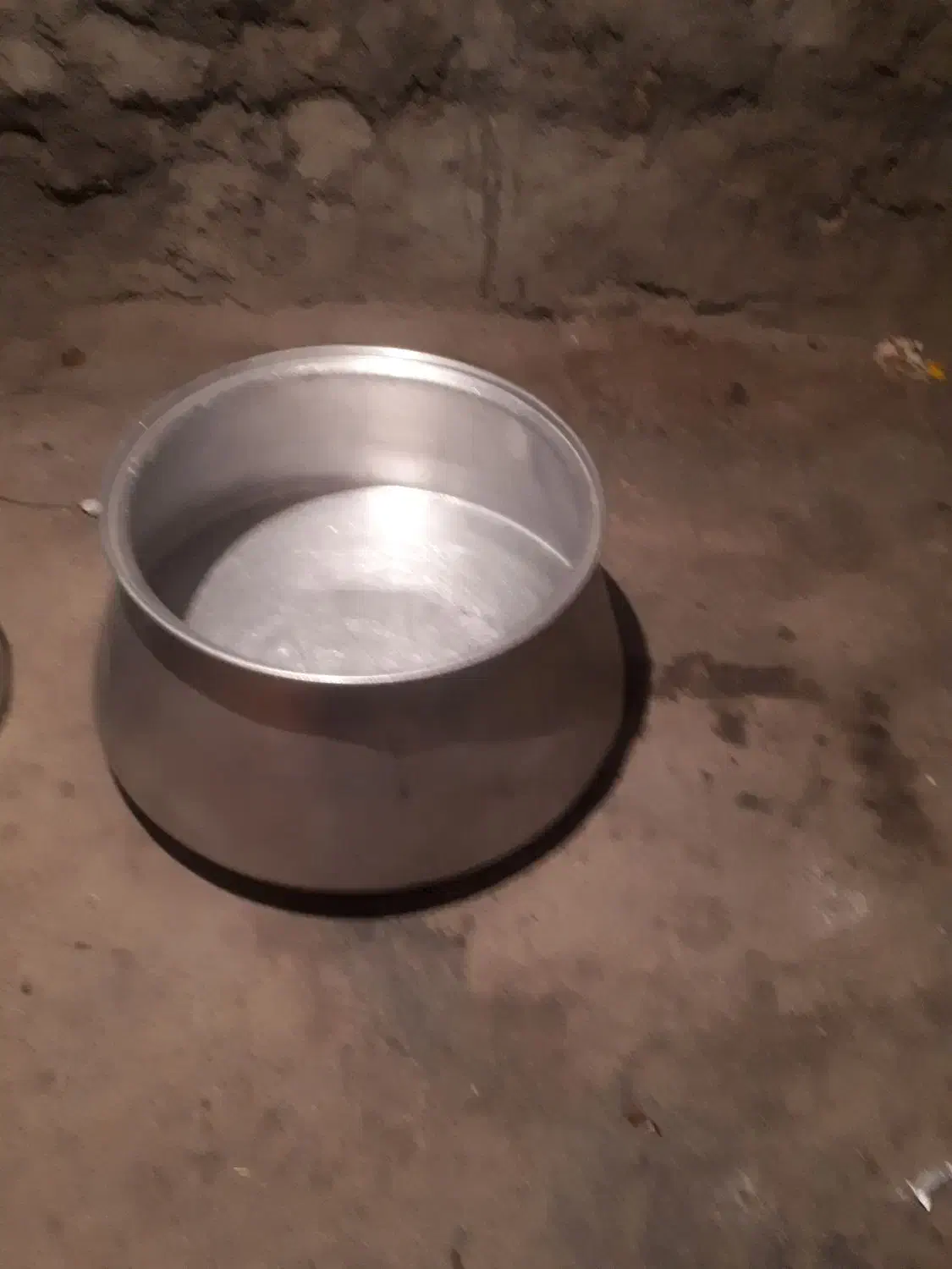 قابلمه بزرگ برای مراسم ها چهارونیم  تخیف جزیی داره|ظروف پختوپز|دورود, |دیوار