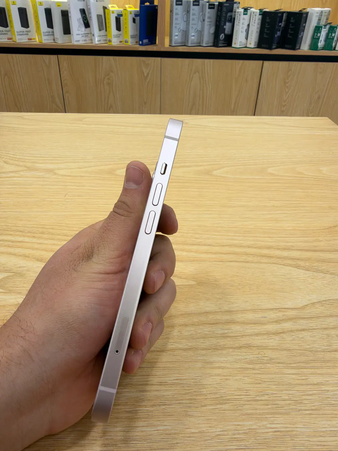 Iphone13|موبایل|تهران, آسمان|دیوار