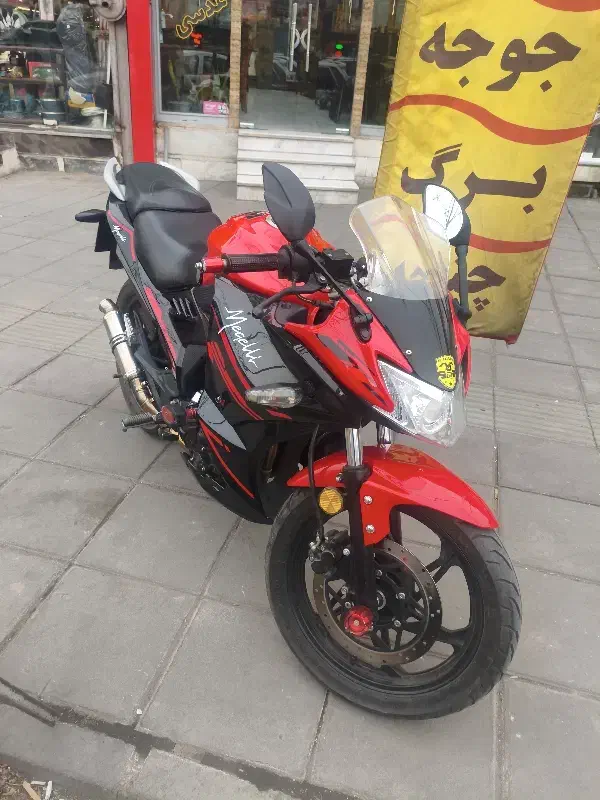 موتور  مگلی 200|موتورسیکلت|کرج, شهرک ولیعصر|دیوار