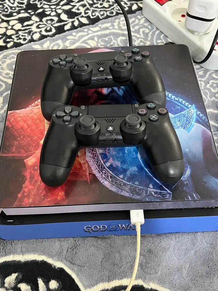 ps4 Slim|کنسول، بازی ویدئویی و آنلاین|کهنوج, |دیوار