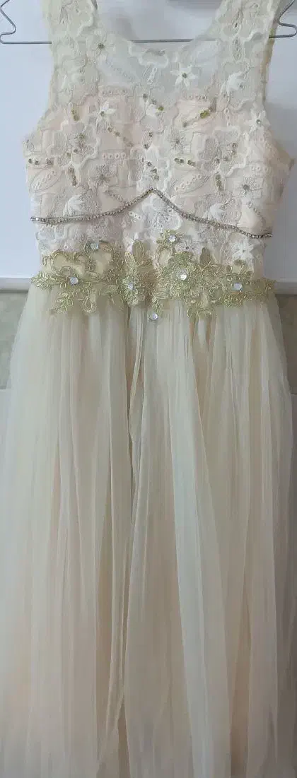 لباس مجلسی دخترانه بسیار شیک|کفش و لباس بچه|قم, نیروگاه|دیوار