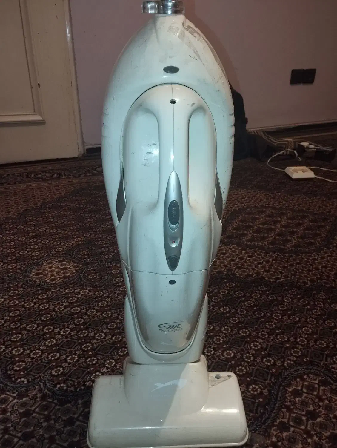 جارو برقی نیازمند تعمیر|جاروبرقی، جارو شارژی، بخارشو|تهران, امانیه|دیوار