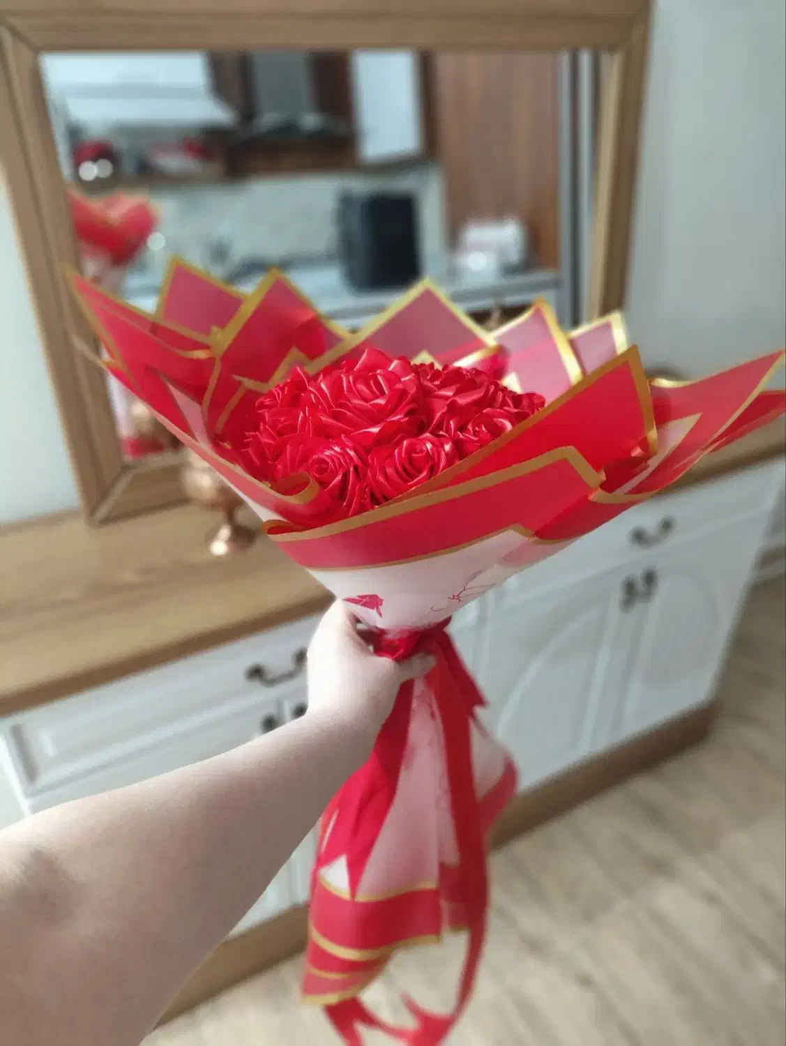 دسته گل ربانی|گل مصنوعی|قدس, شهر‌قدس|دیوار