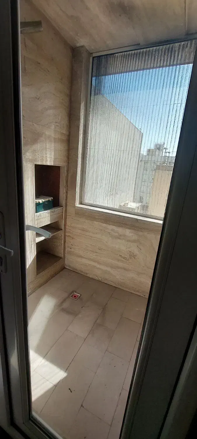 ۱۰۰ متر /دو خواب/تک واحدی/فول امکانات/شیشم