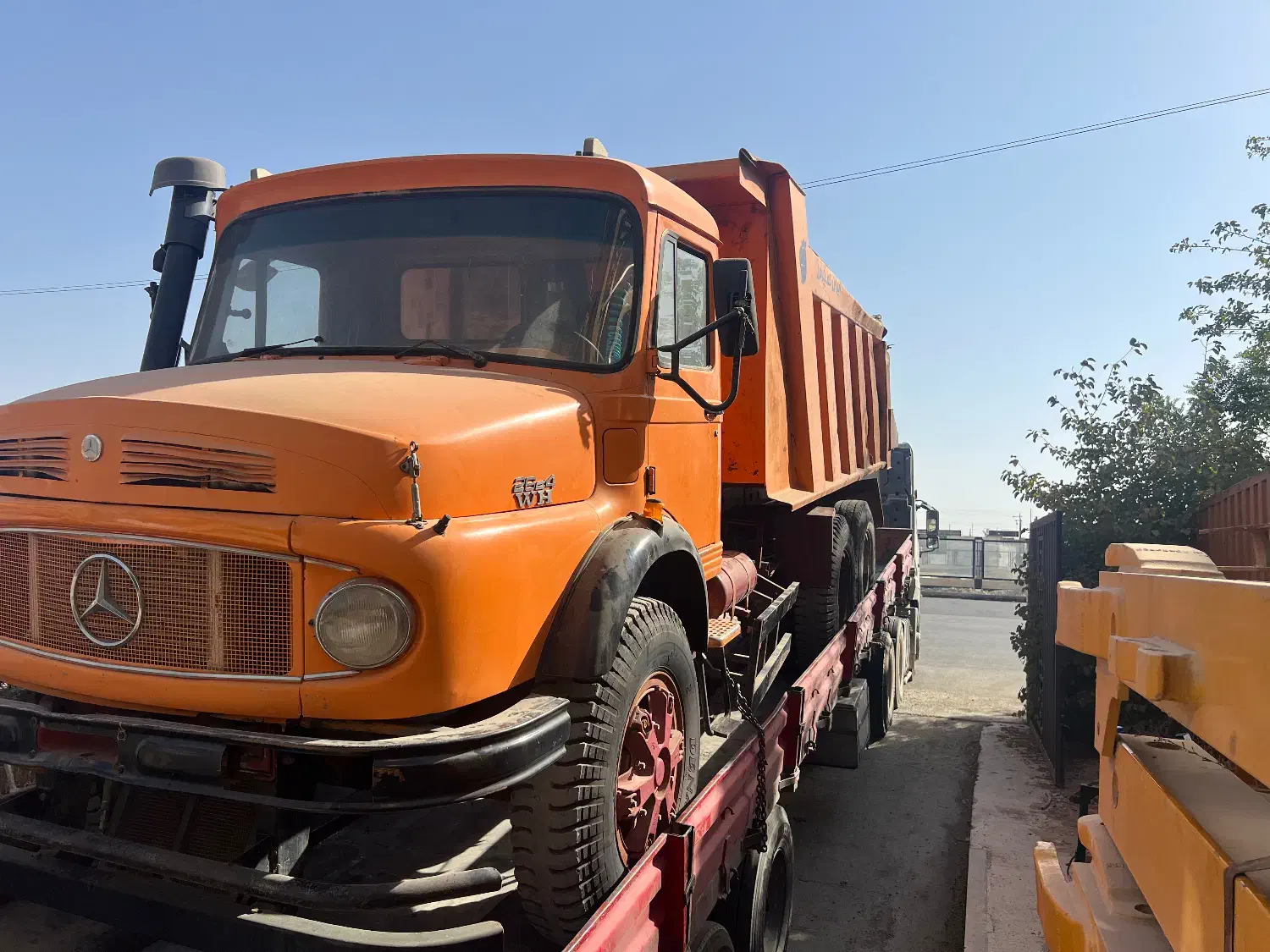 راننده بیل لودر کمپرس میکسر|استخدام حمل و نقل|قشم, |دیوار