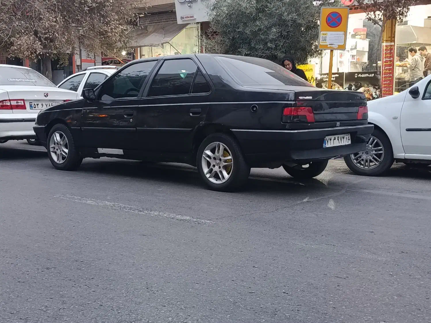 ۴۰۵ مشکی|خودرو سواری و وانت|قم, هفت تیر|دیوار