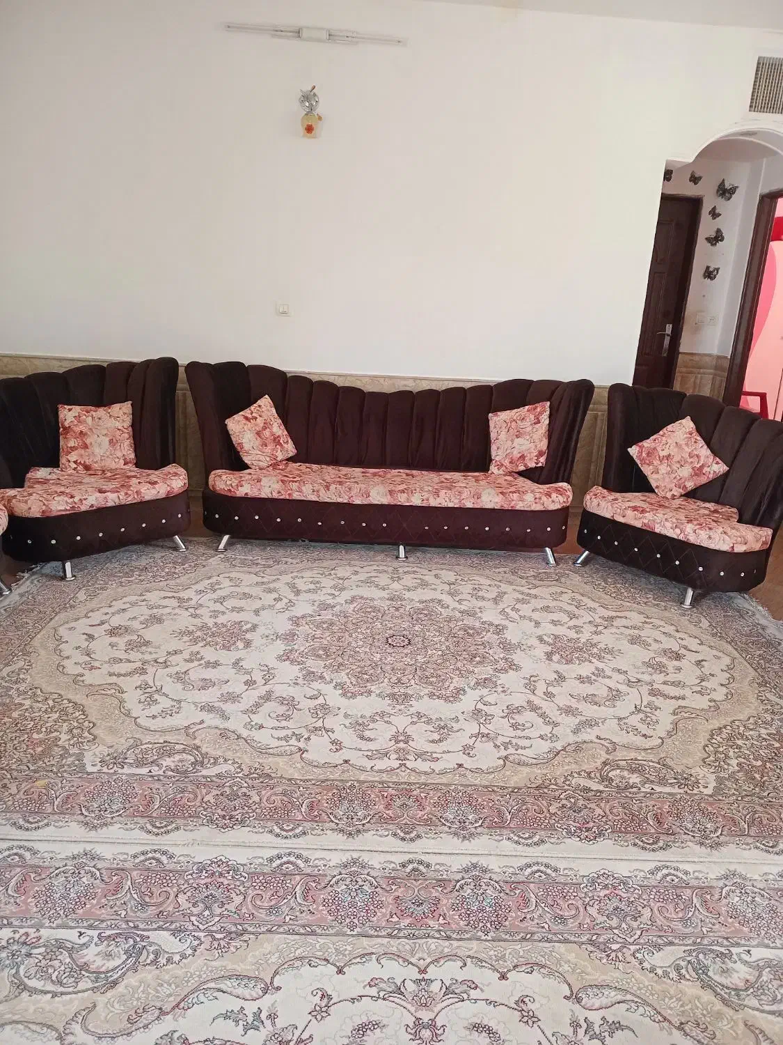 مبل نه نفره|مبلمان خانگی و میز عسلی|نیشابور, رحمت آباد|دیوار