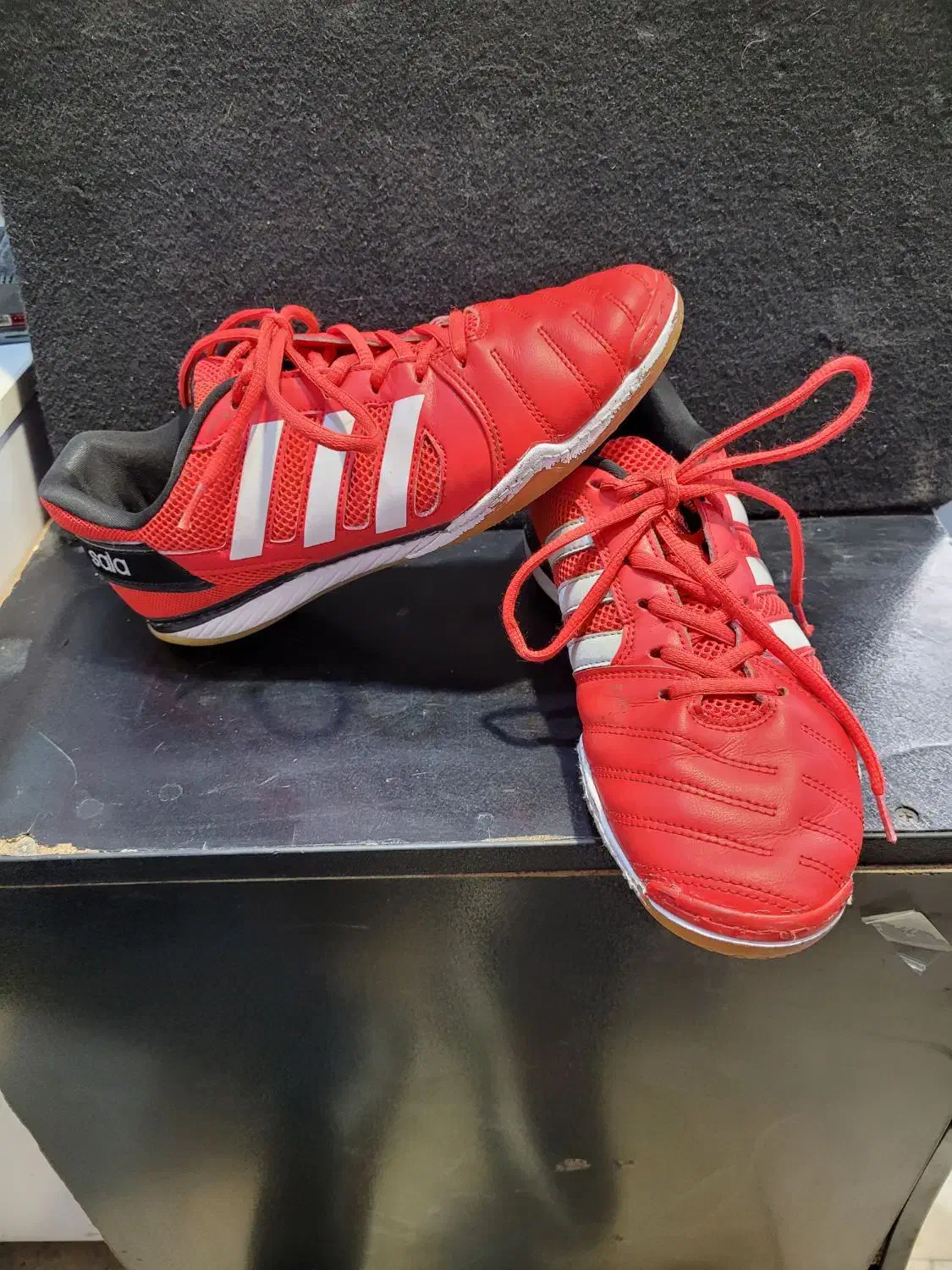 کفش فوتسال کفش ورزشی کفش سالنی|کیف، کفش، کمربند|قم, حنیف نژاد|دیوار