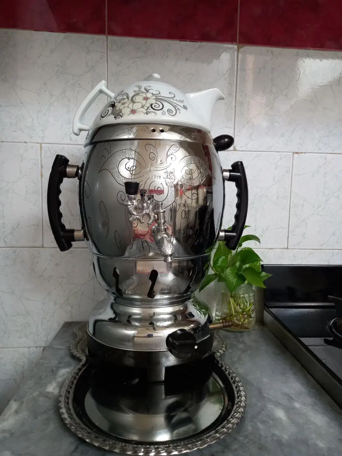 سماور گازی ۶ لیتری|سماور، چایساز، قهوهساز|خرمآباد, |دیوار