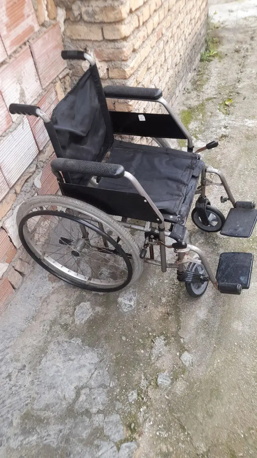 ویلچر سالم قیمت مناسب|آرایشی، بهداشتی، درمانی|ساری, |دیوار