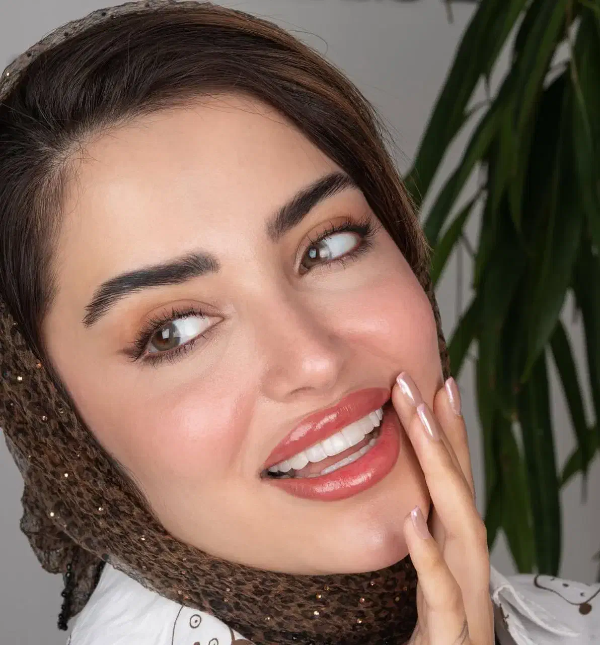 ایمپلنت8 تومن/کامپوزیت2تومن/عصب کشی/لمینت|خدمات آرایشگری و زیبایی|مشهد, سجاد شهر|دیوار